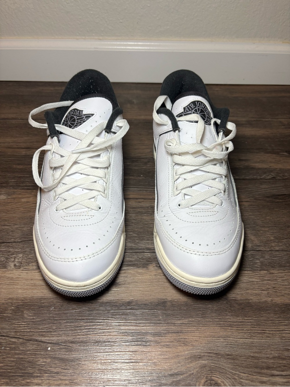 Size 10 - Air Jordan 2/3 White Black